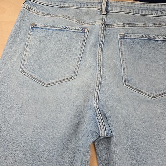 Old Navy High Rise Power Slim Straight Jeans Size 18 Distressed Light Denim - Picture 11 of 13
